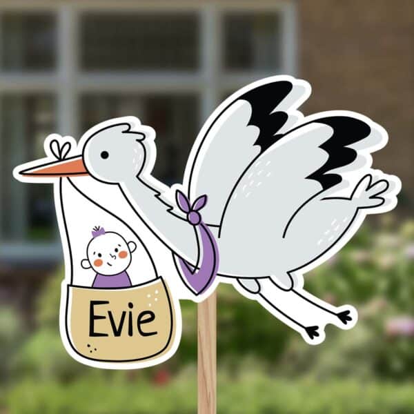 Geboortebord | Vliegende ooievaar met baby meisje - Afbeelding 1