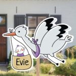 Geboortebord | Vliegende ooievaar met baby meisje - Afbeelding 2